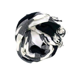 Classic Black and White Plaid Scarf